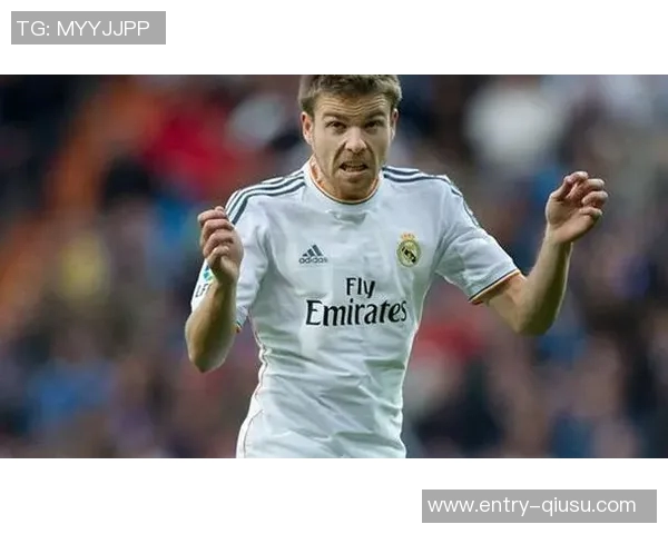 塞拉德斯回忆99年离开巴萨经历经塞尔塔转会皇马合同剩一年